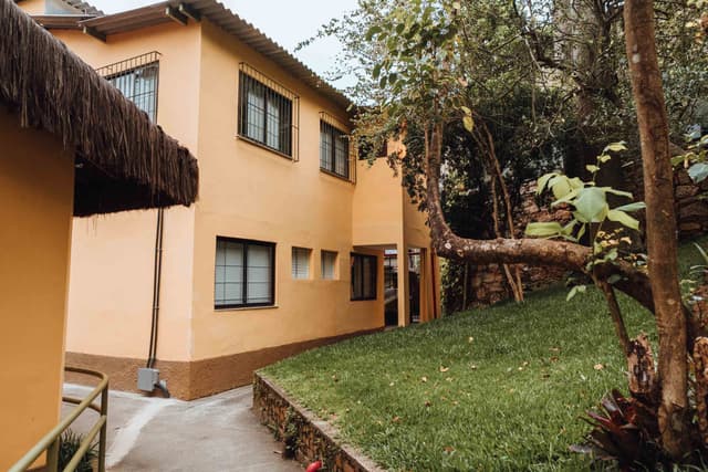 Slide com imagem de Espaço exclusivo e personalizado